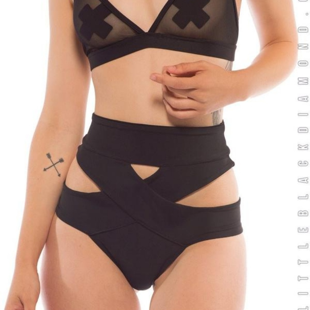 Little Black Diamond Kiki Rave Shorts